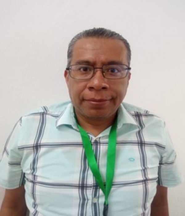 Efraín Morales López