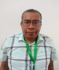 Efraín Morales López